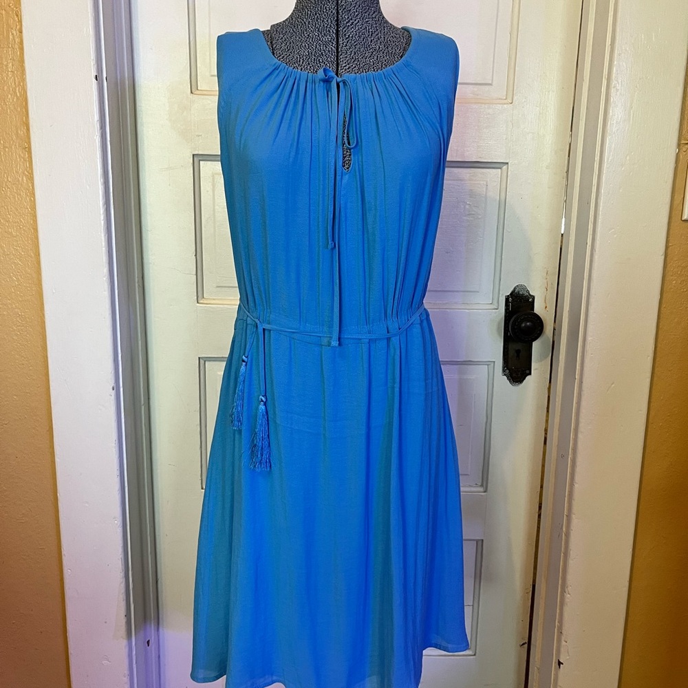 Gap Medium periwinkle blue NWT